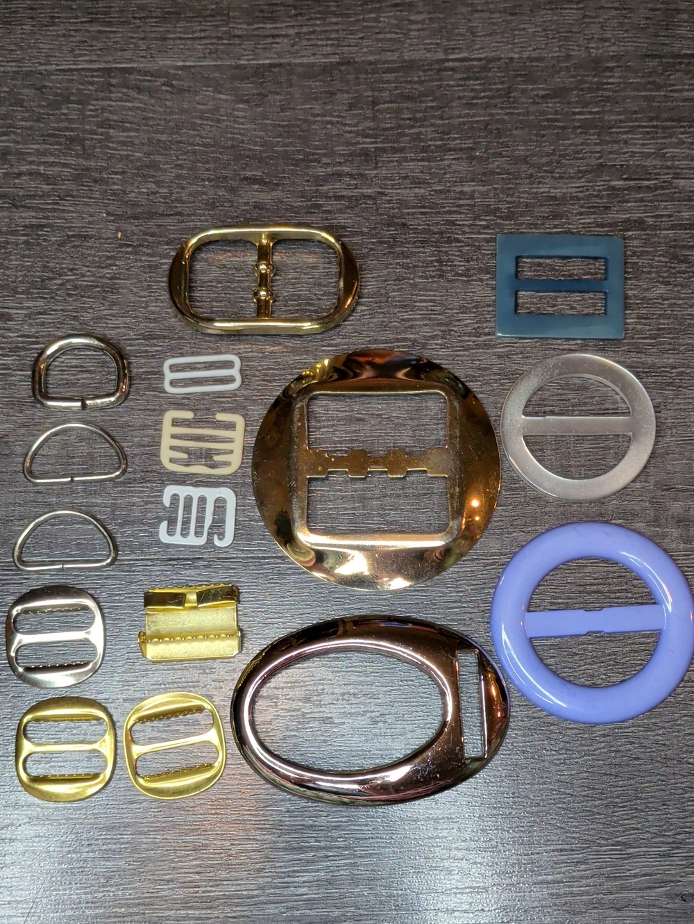 Vintage 60s 70s Sewing Belt Buckles & Pieces Lucite Metal Crafting MCM